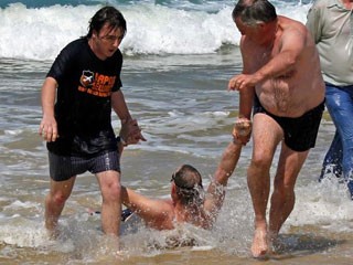 O καρχαρίας και ο ΠAΣOKος