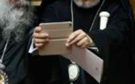 Ο παπάς και το ιντερνετ