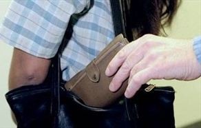 Έκλεψε το πορτοφόλι φοιτήτρια 35χρονος