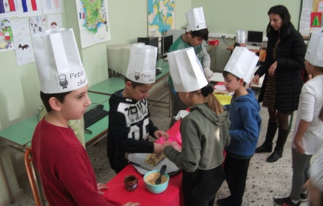 Μάθημα Γαλλικών με νόστιμες κρέπες στο 23ο Δημοτικό Σχολείο Χαλκίδας