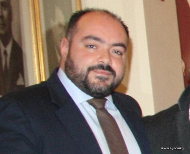 ΔΗΜΟΣ ΧΑΛΚΙΔΕΩΝ: Ο Τάκης Παπαποστόλου αντί του Αντώνη Πατέλη στη Δευτεροβάθμια Επιτροπή Παιδείας