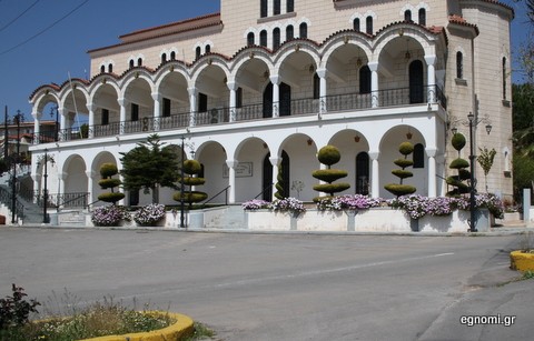 Έργα τέχνης τα φυτά του Αγίου Νεκταρίου