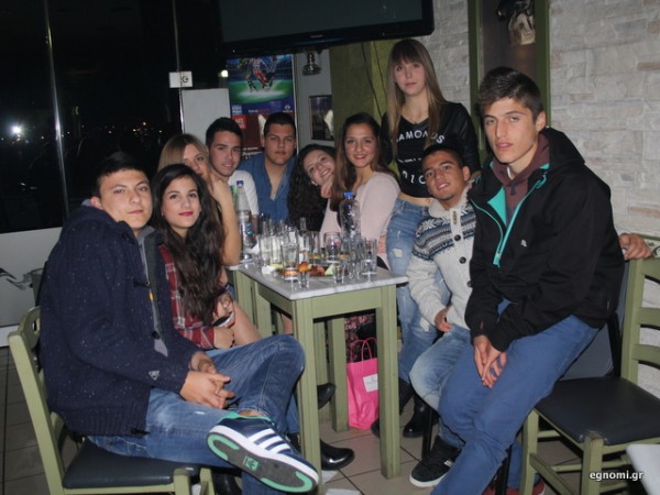 Λένε ναι στα μεζεδάκια