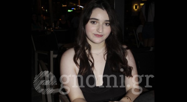 Το καλοκαίρι σημαίνει διασκέδαση για την Αγγελική!