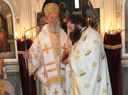 Ξέμειναν από παπάδες τα χωριά της Εύβοιας