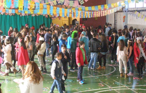 Ολοήμερο αποκριάτικο πάρτι στο 4ο Γυμνάσιο Χαλκίδας