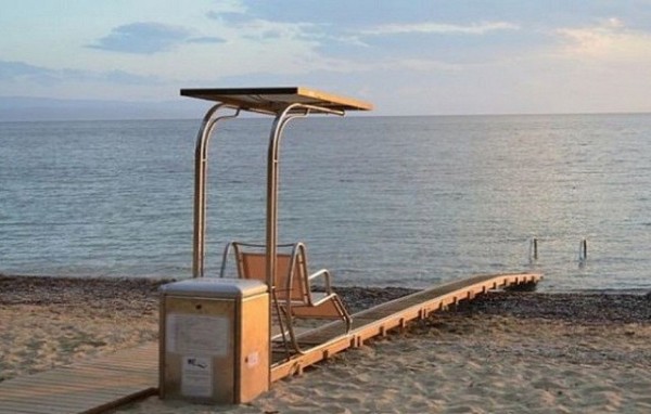 Ράμπες κολύμβησης για αναπήρους σε τρεις Δήμους της Εύβοιας