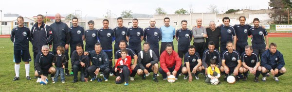 Οι Παλαίμαχοι του ΑΟΧ με τον Αθηναϊκό