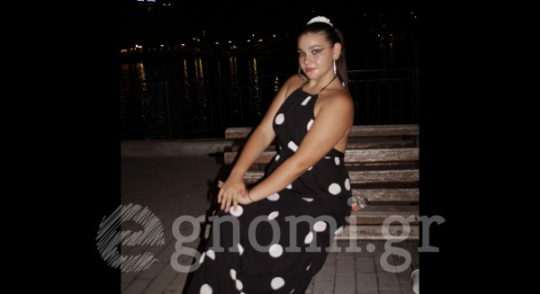 Έχει αδυναμία στα maxi φορέματα!