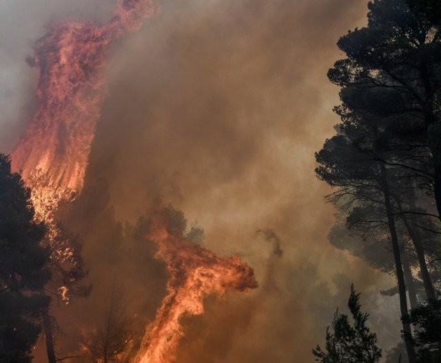 ΕΥΒΟΙΑ: Κηρύχτηκε σε κατάσταση έκτακτης ανάγκης - Εικόνες αποκάλυψης από τη φωτιά