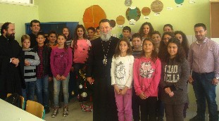 Με δώρα πήγε στο 24ο Δημοτικό Σχολείο ο Μητροπολίτης