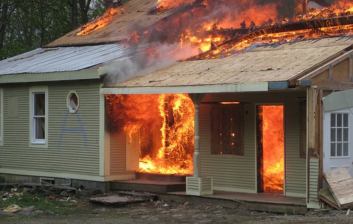 Εσβησε η φωτιά στο Βαθροβούνι