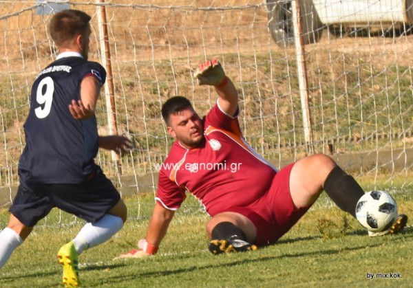 ΜΙΑΟΥΛΗΣ ΦΥΛΛΩΝ: Είχε Αγραφιώτη φύλακα και εκτελεστή