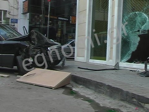 Κλοπή αλά ... Αφεντάκη σε χρυσοχοείο στην Αργυρούπολη