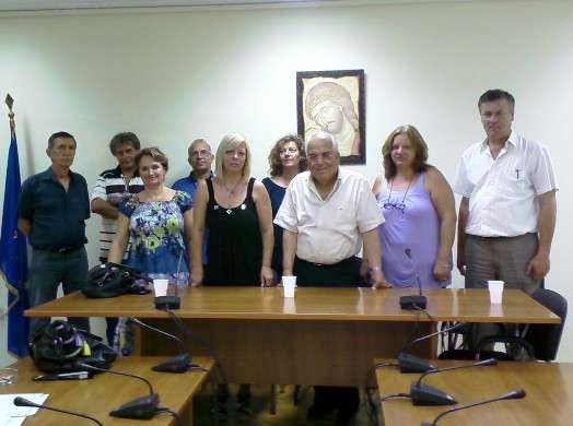 Εξαιρετική η τσακιστή ελιά Αυλίδας!