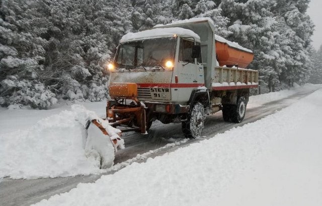 ΚΑΚΟΚΑΙΡΙΑ-ΜΗΔΕΙΑ: Χιονίζει σε όλη την Στερεά Ελλάδα- Χιόνια σε βορειοκεντρική και βόρειο Εύβοια