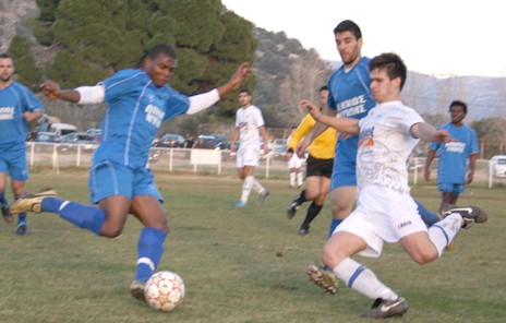 Πήρε κεφάλι με κεφαλιές