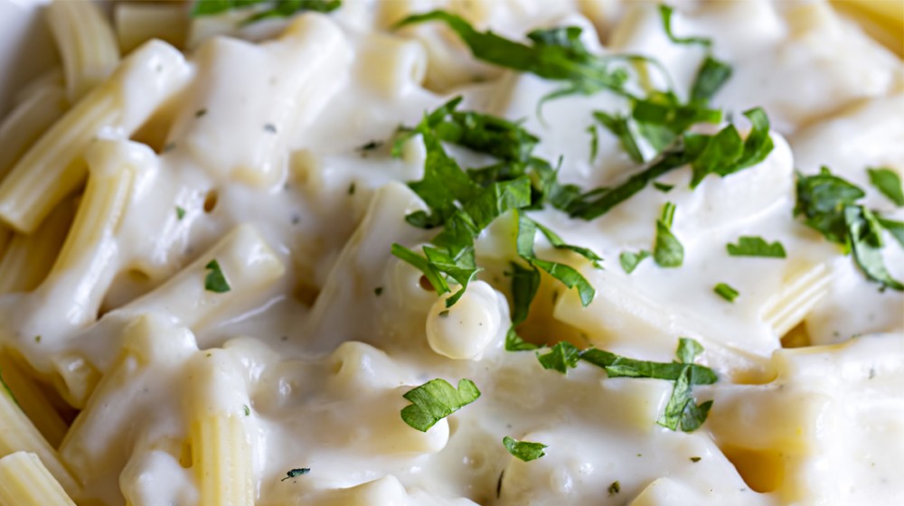 Ζυμαρικά με κρέμα φέτας