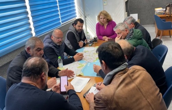 ΧΑΛΚΙΔΑ- ΚΑΚΟΚΑΙΡΙΑ: Από που θα πάρουν αλάτι οι πολίτες - Ποιες θερμαινόμενες αίθουσες θα λειτουργούν