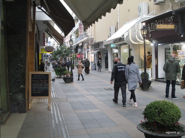 ΑΓΟΡΑ: Νέο ωράριο για τα καταστήματα από τη Δευτέρα που ανοίγουν