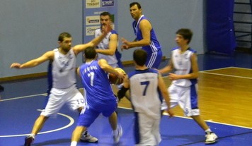 ΜΠΑΣΚΕΤ: Ολοι οι αγώνες του Σαββατοκύριακου και οι διαιτητές