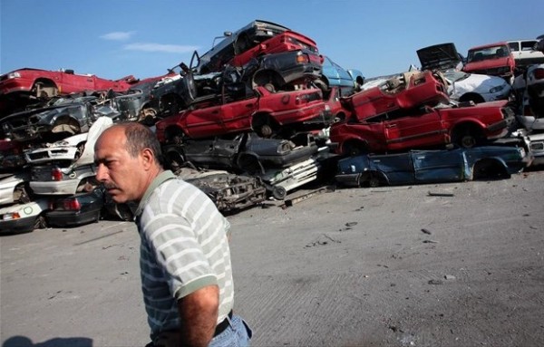 Πάει για παράταση η προθεσμία απόσυρσης παλαιών ΙΧ αυτοκινήτων