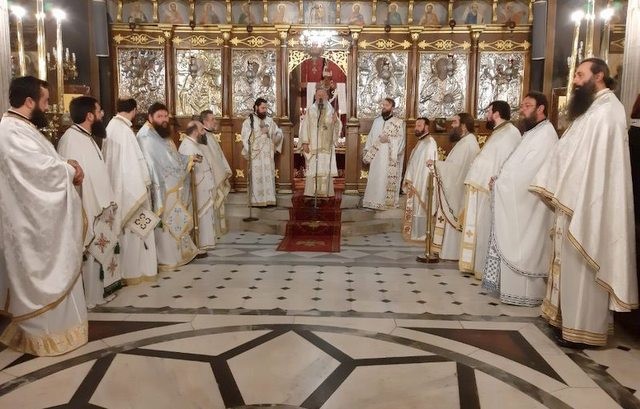 ΜΗΤΡΟΠΟΛΗ ΧΑΛΚΙΔΑΣ: Προσευχήθηκαν για τα παιδιά που διαγωνίζονται στις Πανελλήνιες