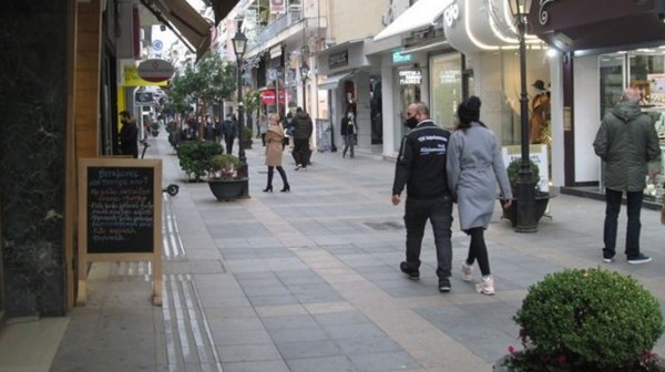 ΧΑΛΚΙΔΑ - ΚΑΤΑΓΓΕΛΙΑ: Απολύθηκε υπάλληλος από γνωστό εμπορικό κατάστημα της Αβάντων γιατί συμμετείχε στην απεργία της 1ης Οκτωβρίου