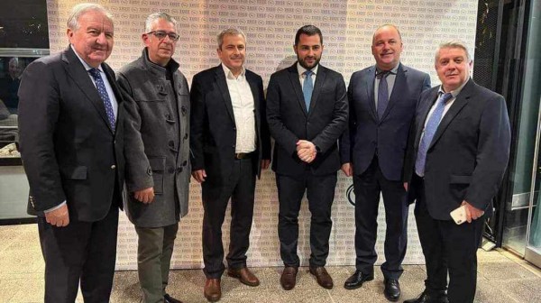 Ο Γεροντίτης στην κοπή της πίτας του Συνδέσμου Βιομηχανιών Στερεάς Ελλάδας