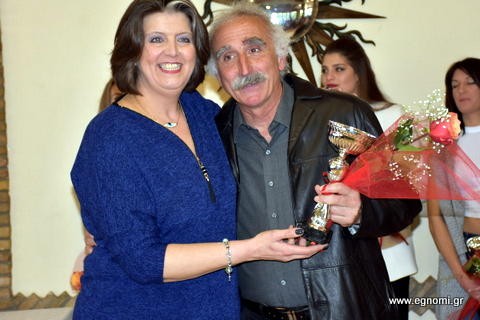 ΧΟΡΟΣ Γ.Σ. ΝΕΑΠΟΛΗΣ: Ο Πέτρος ...νίκησε τις όμορφες (pics)