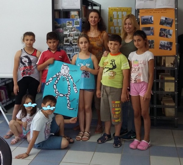 ΒΙΒΛΙΟΘΗΚΗ ΚΑΘΕΝΩΝ: Τα παιδιά μεταμορφώθηκαν σε ερευνητές