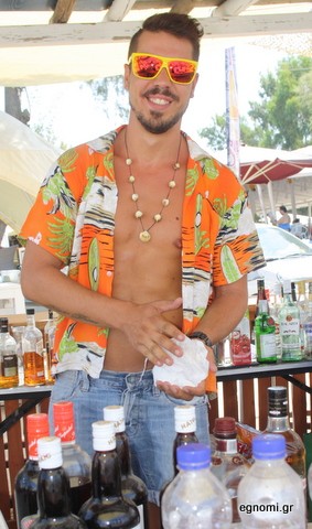 Όλα τα ... λεφτά είναι τα γυαλιά