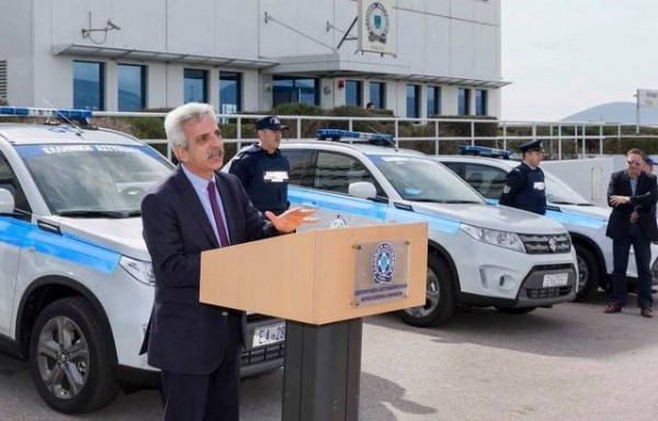 Τέσσερα τζιπάκια και 100 αλεξίσφαιρα γιλέκα δώρο στην Αστυνομία