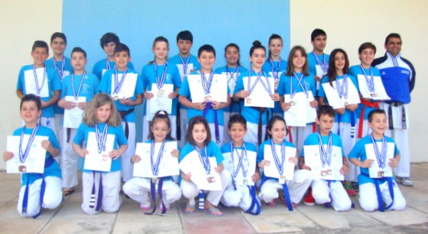 'Εκτος ο Θεοκλής ο Χαλκιδεύς