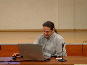 Ο Αντώνης Φαρμακόπουλος ταξίδεψε το κοινό στην Αυστραλία