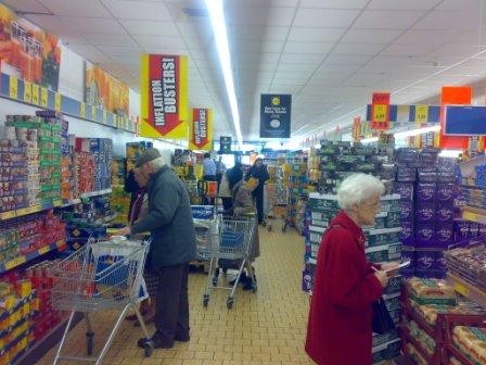 Στο δρόμο 130 οικογένειες εργαζομένων στην εταιρεία LIDL