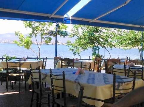 Στράτος: Το νούμερο ένα  ουζερί  της  Αρτάκης