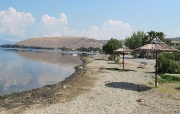 Άλλαξε όψη η παραλία της Λαμψάκου