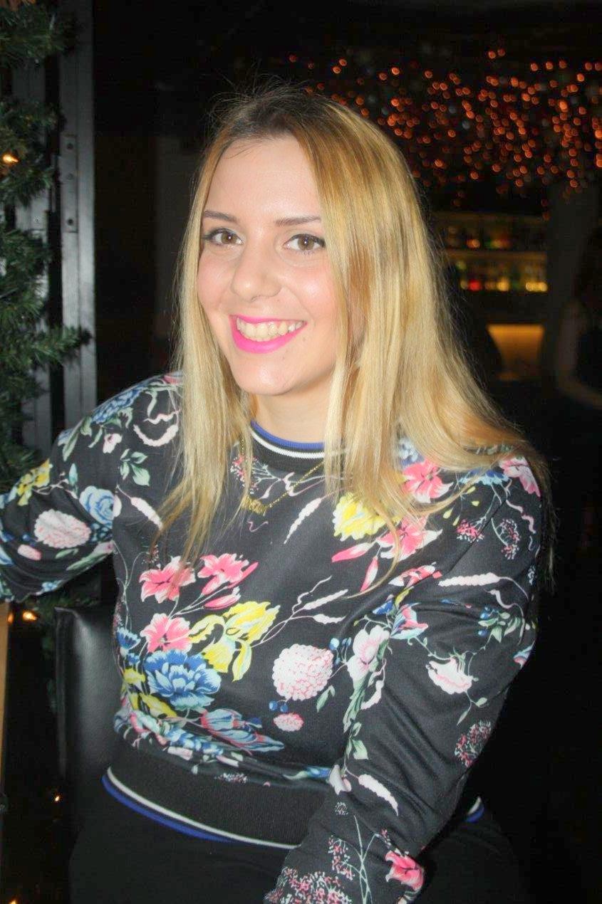 Η Αλεξάνδρα αποφεύγει τις μίνι φούστες