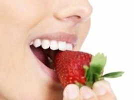 Αστραφτερά δόντια  με.. φρούτα!