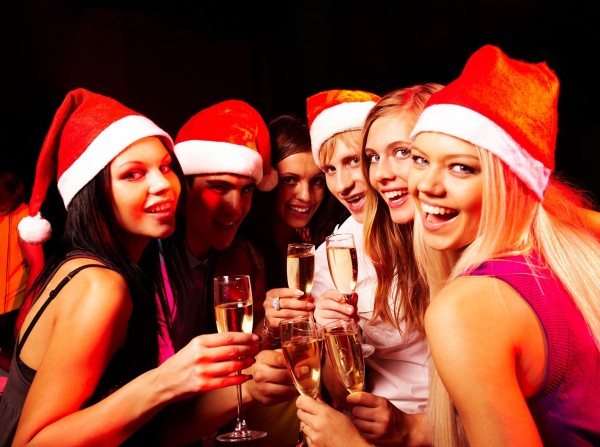 Οι γιορτές είναι ακόμα εδώ! Μεγάλο αφιέρωμα της Γνώμης στη διασκέδαση