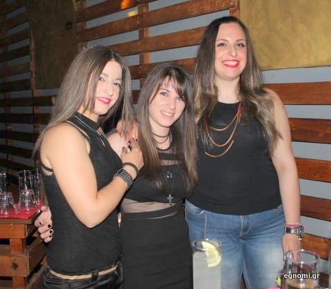 Πέφτει πολύ κουτσομπολιό