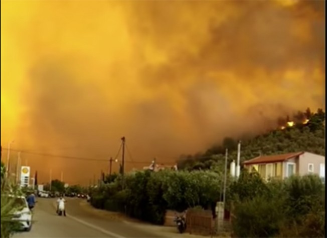ΦΩΤΙΑ ΒΟΡΕΙΑ ΕΥΒΟΙΑ: Απειλείται το μοναστήρι του Οσίου Δαυίδ - Εκκληση Τσαπουρνιώτη για ενίσχυση των εναέριων δυνάμεων (video)