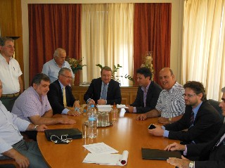 Οι πτηνοτρόφοι συναντήθηκαν με τον Υπουργό