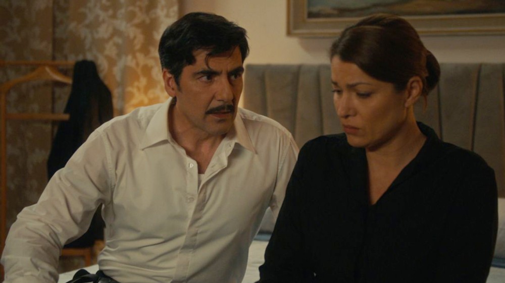 PORTO LEONE:Τι θα δείτε απόψε (ΔΕΥΤΕΡΑ 2 ΜΑΡΤΙΟΥ)