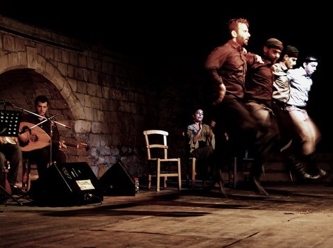 Δυο Κρητικοί συζητούν