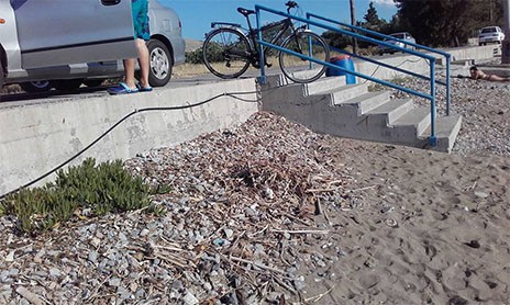 Ακόμη να καθαρίσουν την παραλία της Έξω Παναγίτσας Χαλκίδας