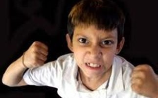 10χρονος έδειρε τις δασκάλες του!