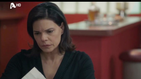 PORTO LEONE: Τι θα δείτε απόψε (ΔΕΥΤΕΡΑ 16 ΜΑΡΤΙΟΥ)