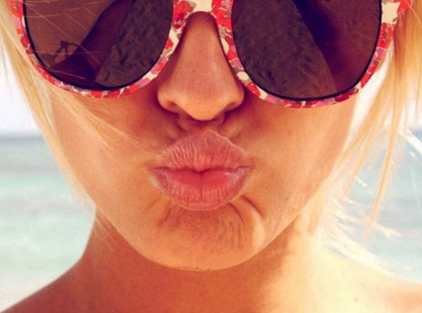 Σκασμένα χείλη το καλοκαίρι